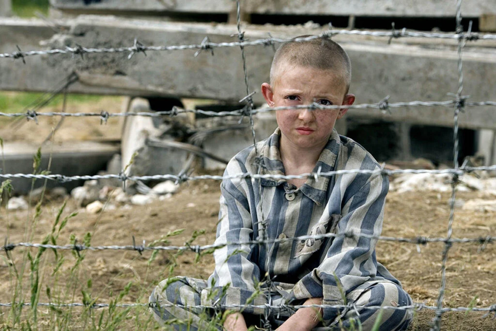 Фільм Хлопчик у смугастій піжамі (2008; 7.7 IMDb)